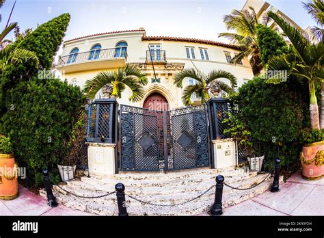 how much did versace pay for his mansion|versace mansion south beach.